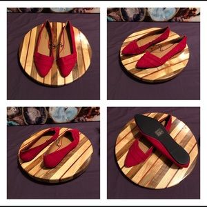 Women’s Red Flats